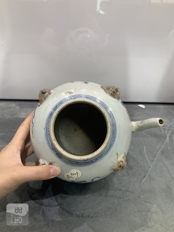 清康熙青花婴戏纹四兽耳系壶 - 图7